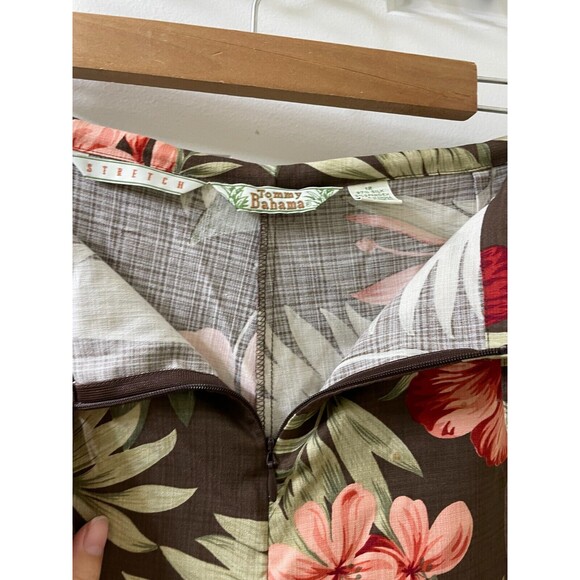 Tommy Bahama Hawaiian Brown Floral Silk Stretch Pants Zip Sz 12 Tropical - Picture 3 of 11